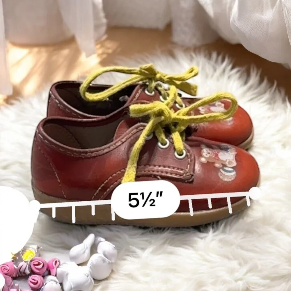 Vintage Retro Cradle Jumpers Toddler Shoes Teddy Bear Toys Design‎ Sz 5 Made USA